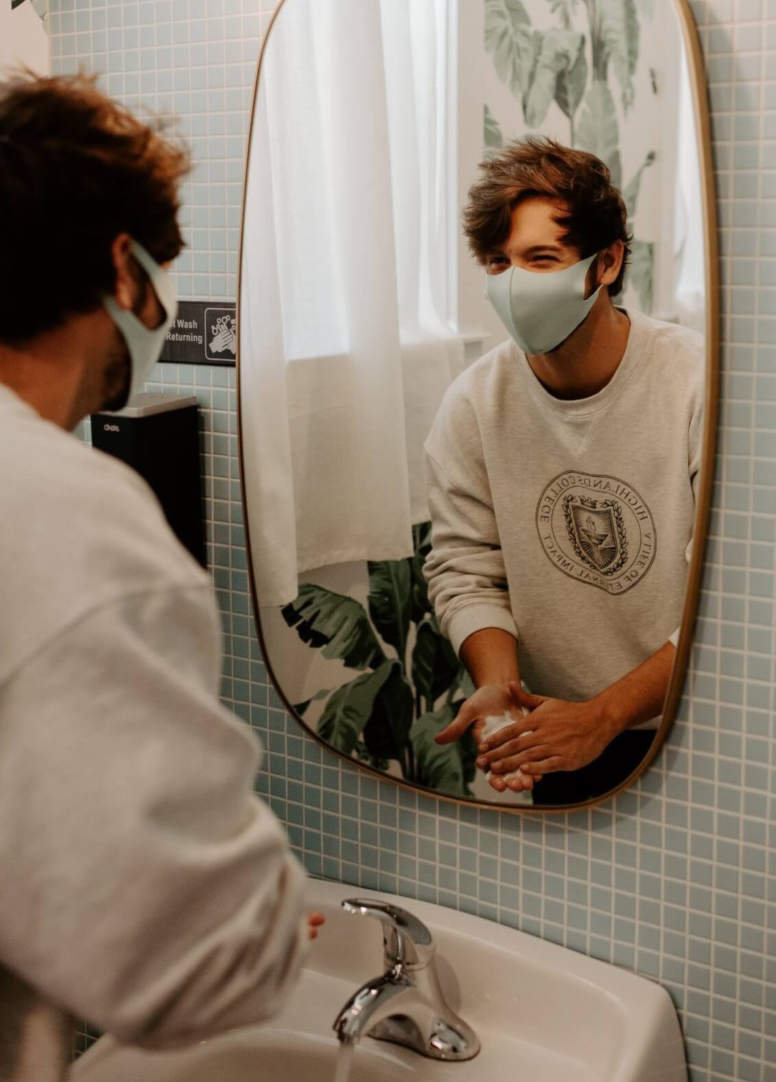 Hoe voorkom je puistjes door een mondkapje? - Activeskin