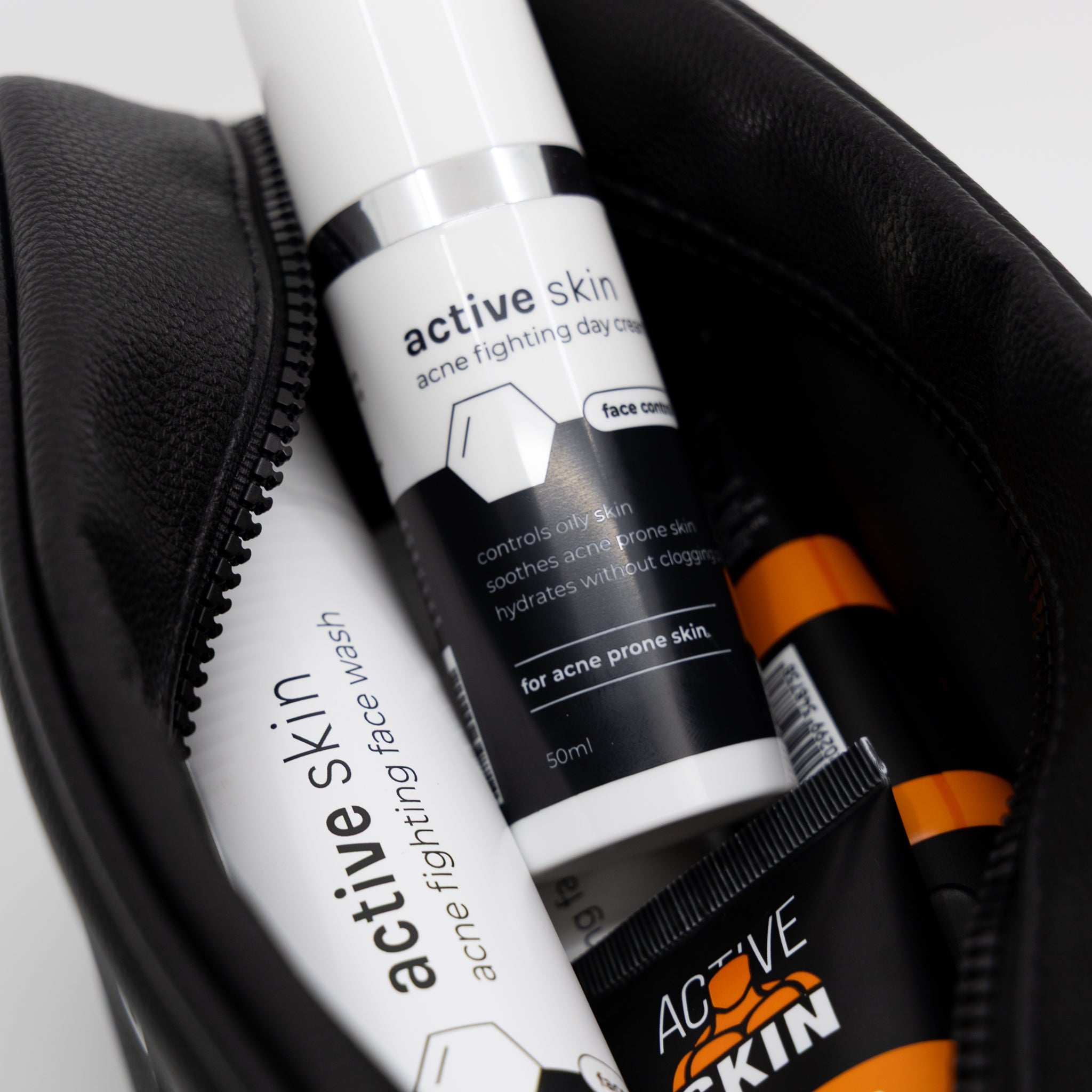 Face Bundle - Complete Acne Verzorgingsroutine met Face Wash, Dag- & Nachtcrème